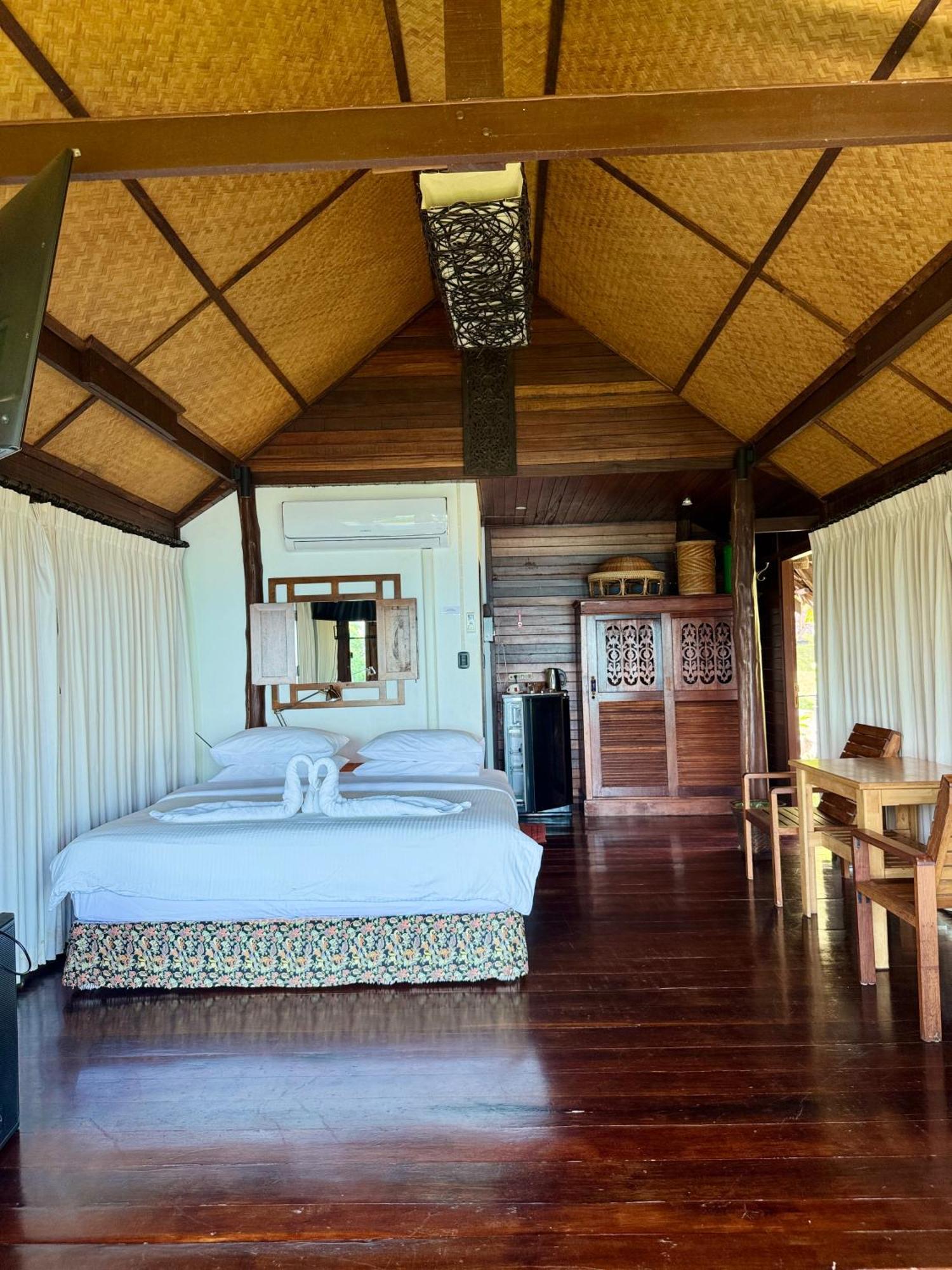 Glass Cottage บ้านวกตุ่ม ภายนอก รูปภาพ